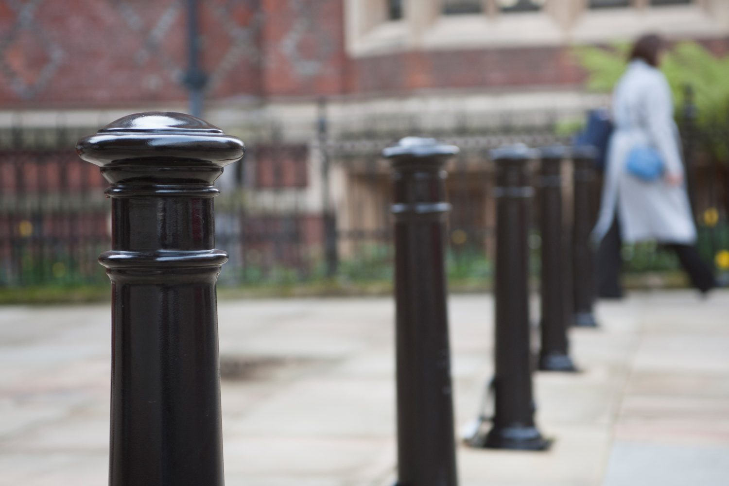 5 Stone Buildings iron bollards outside